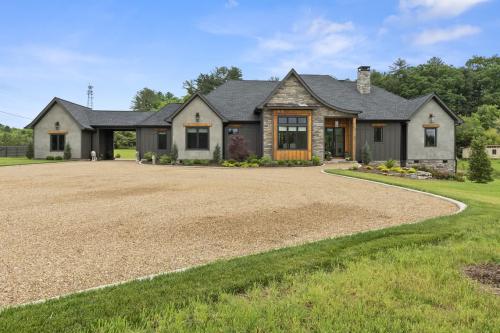 Benton Farms exterior with large driveway.