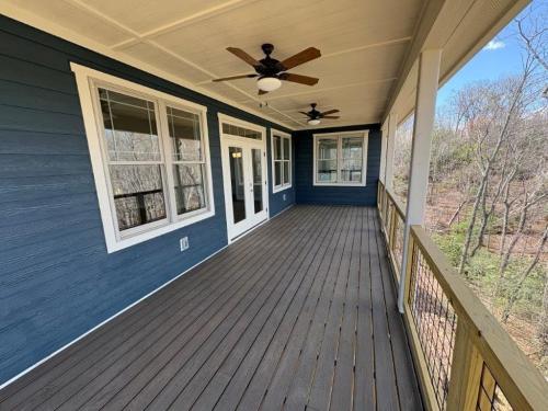 Pinnacle at Arabella front porch.