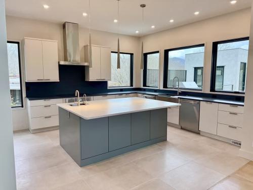 The Elie Residence kitchen island.