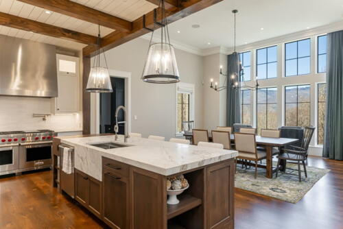 Secluded Sanctuary kitchen / dining room.